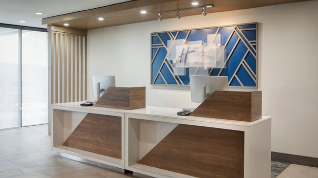 Images Holiday Inn Express Dallas Medical - Market Ctr by IHG