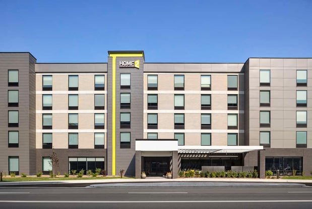 Images Home2 Suites by Hilton Milwaukee West