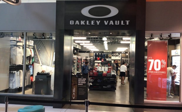 Images OAKLEY VAULT