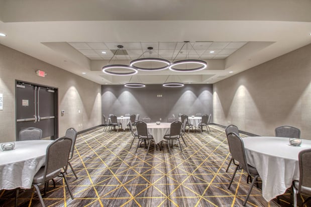 Images Holiday Inn Appleton by IHG