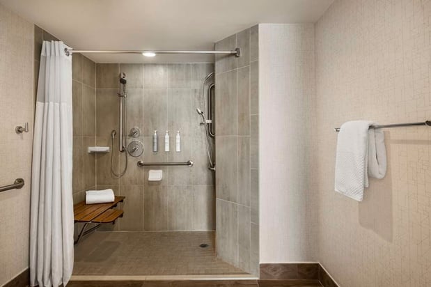 Images Embassy Suites by Hilton Miami International Airport