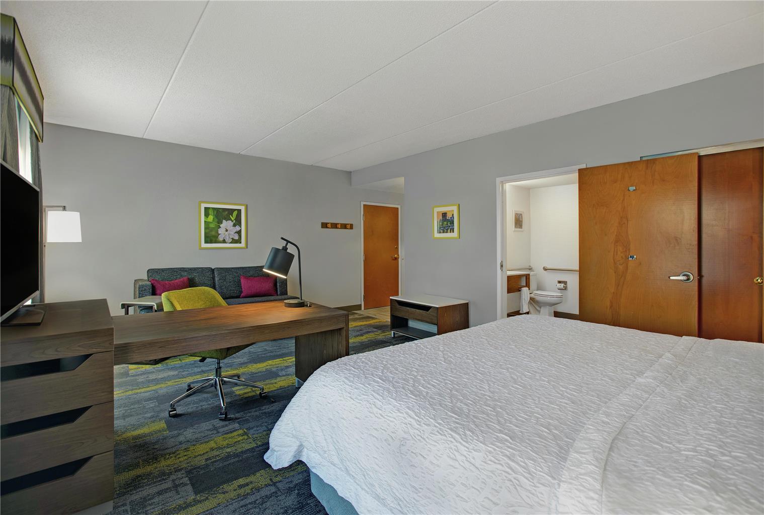 Guest room 
