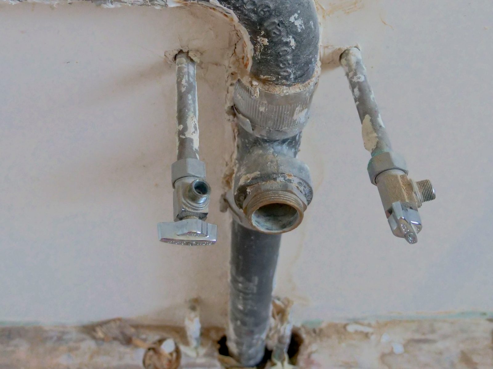 Simmons Plumbing Logo