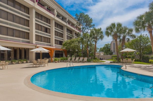 Images Crowne Plaza Executive Center Baton Rouge by IHG