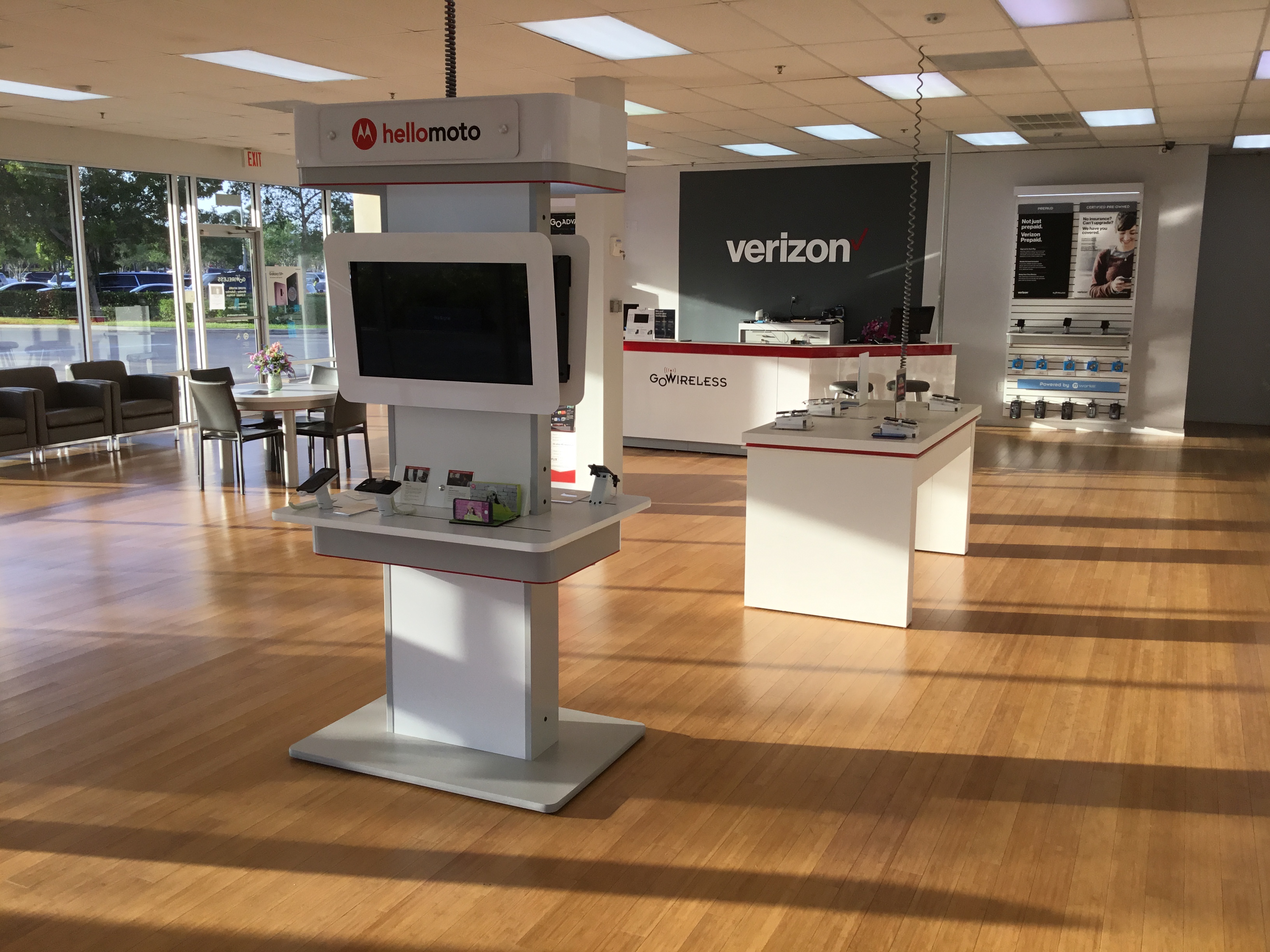 Verizon Authorized Retailer – GoWireless Photo