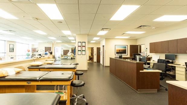 Images Memorial Hermann Sports Medicine & Rehabilitation - South Conroe
