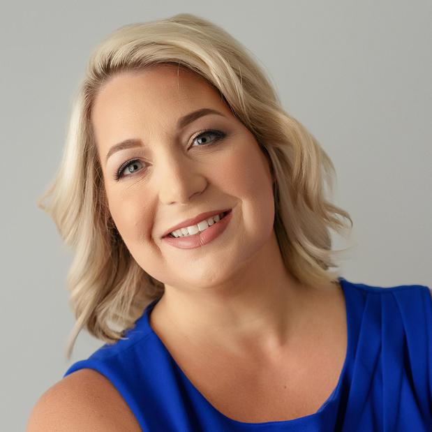 Images Sydney Stanard - Mutual of Omaha Advisor