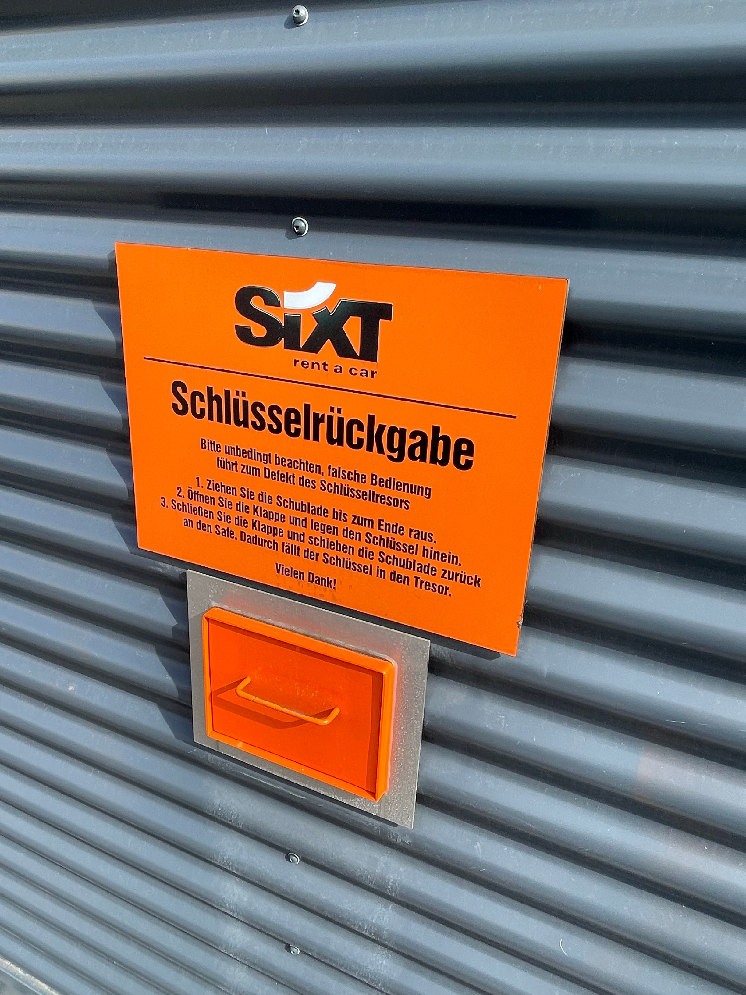 SIXT Mietwagen & Transporter mieten Stuttgart Vaihingen, Industriestr. 26 in Stuttgart