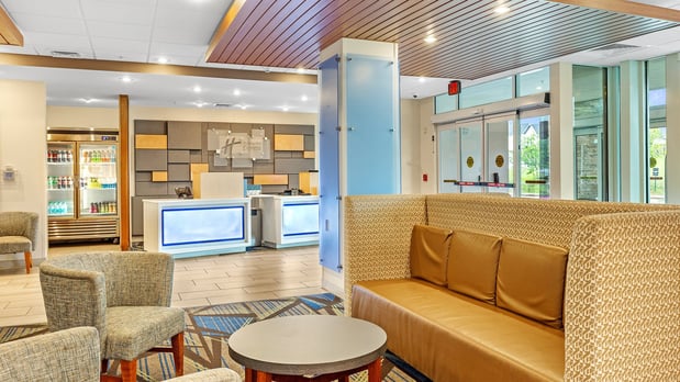 Images Holiday Inn Express & Suites Mobile - University Area by IHG