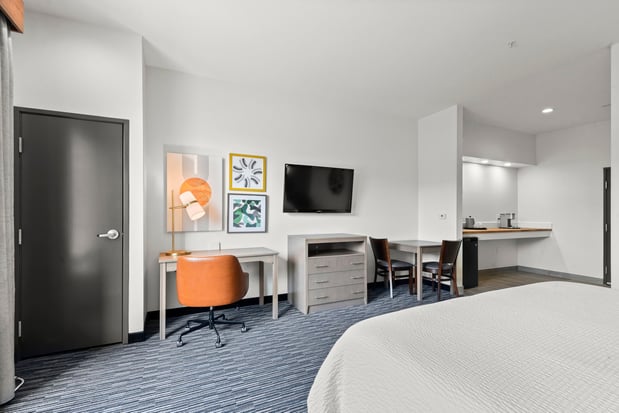 Images Holiday Inn Gonzales by IHG