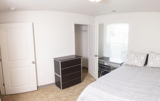 Images The Annex of Warrensburg