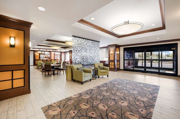 Images Hampton Inn McHenry