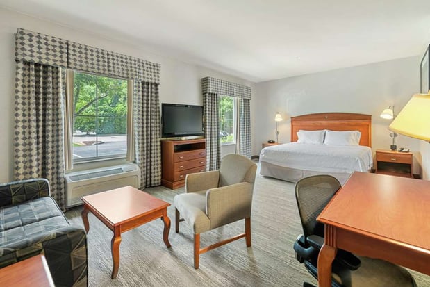 Images Hampton Inn & Suites Mystic