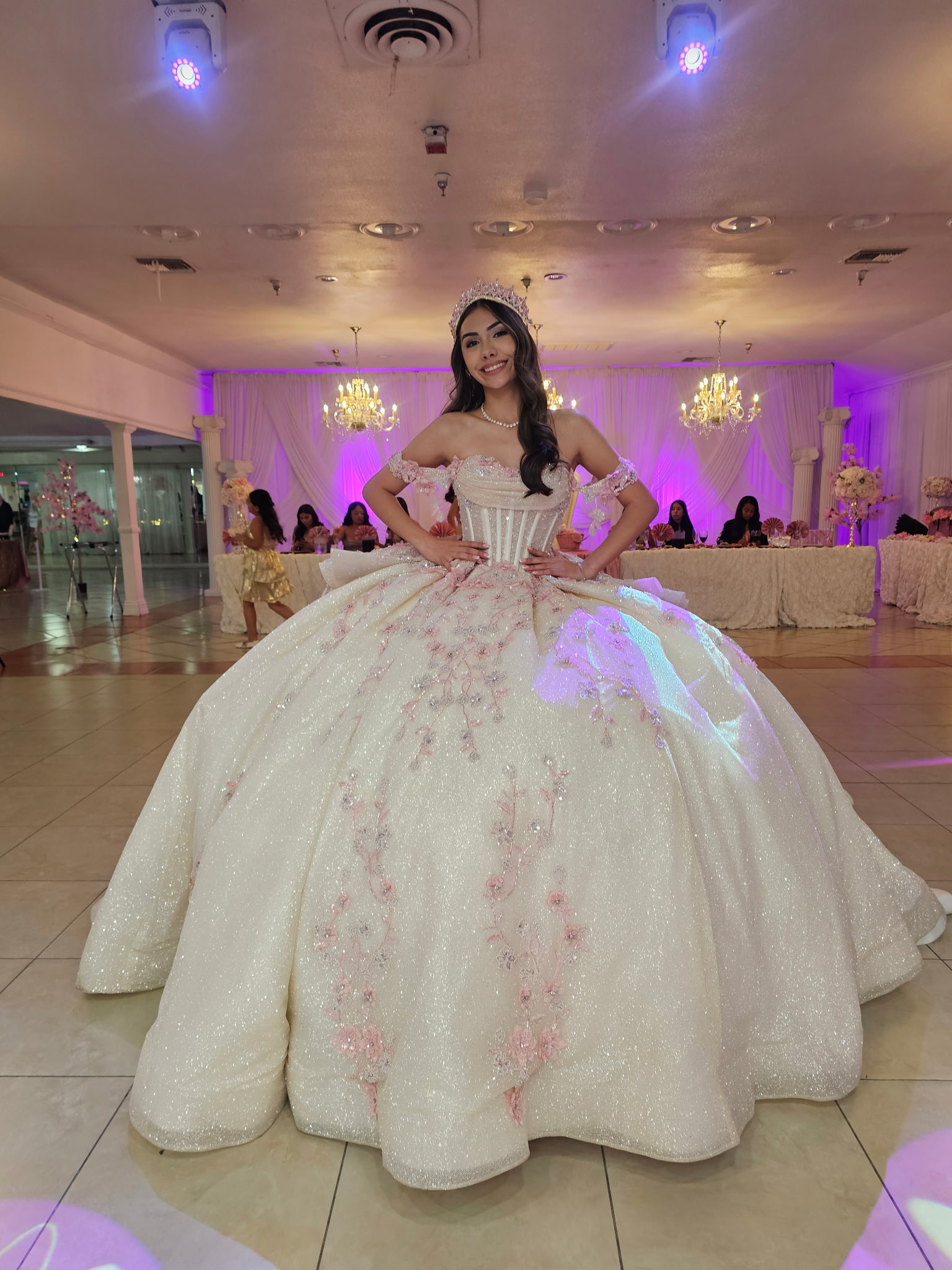 El Sombrero Banquet Hall - quinceanera