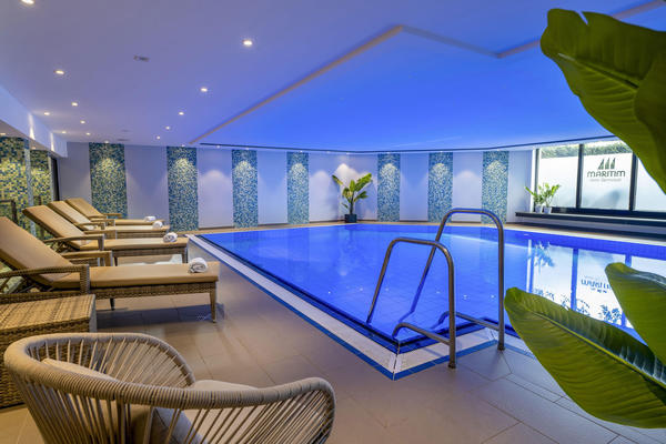 Pool im Maritim Hotel Darmstadt