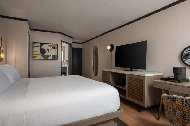 Images Troy Inn & Suites