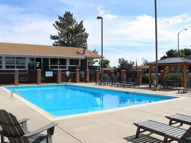 Images Ramblewood Apartments