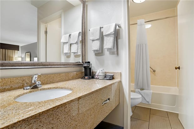 Images Best Western Airport Inn