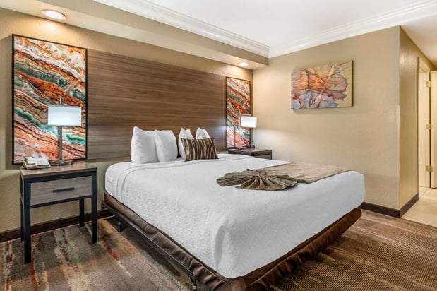 Images Best Western Plus Wine Country Inn & Suites