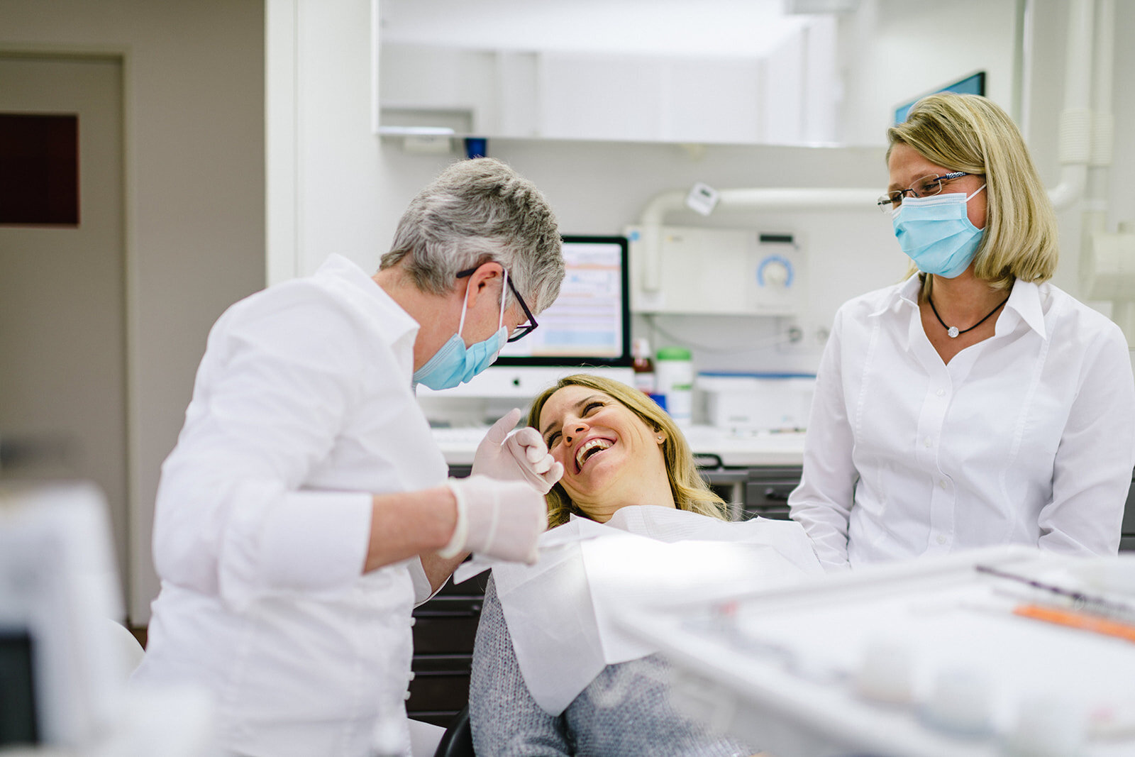 Bild 23 Praxis für Implantologie und ästhetische Zahnheilkunde Dr. Westphalen - Zahnarzt in Gottmadingen in Gottmadingen