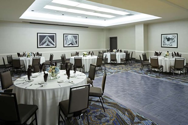 Images Embassy Suites by Hilton Los Angeles International Airport North