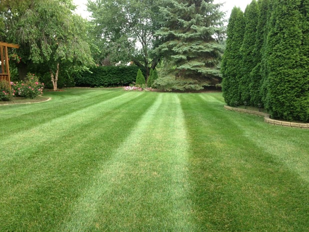 Images Hundich Landscape Services Inc.