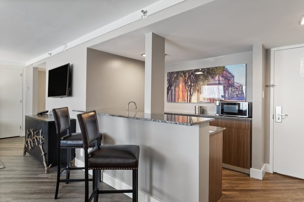 Images Crowne Plaza Executive Center Baton Rouge by IHG