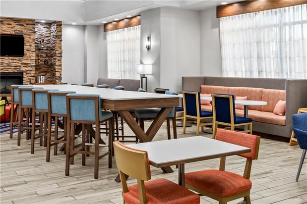 Images Hampton Inn & Suites Farmington