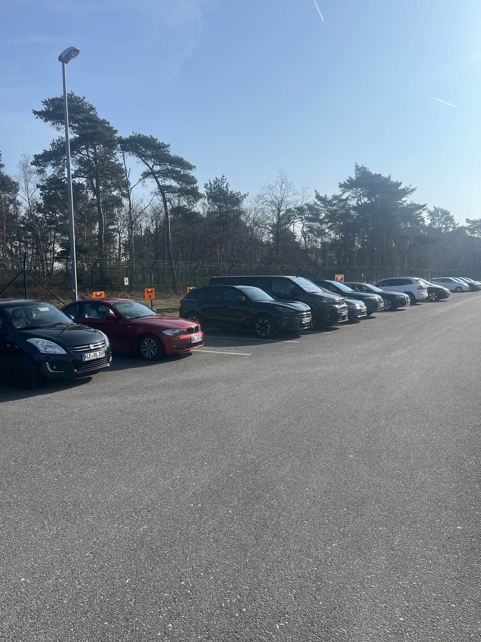 SIXT Autovermietung Weeze/Niederrhein Flughafen, Flughafen-Ring 1 in Weeze