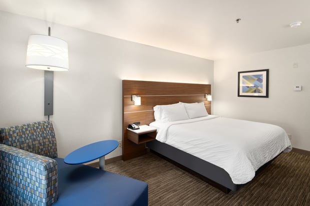Images Holiday Inn Express & Suites Coeur D Alene I-90 Exit 11 by IHG