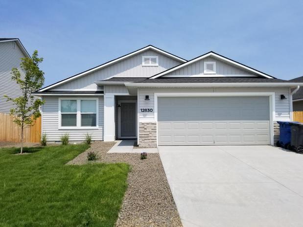 Images Jenna Nash, REALTOR | Resolute Realty | Silvercreek Realty Group