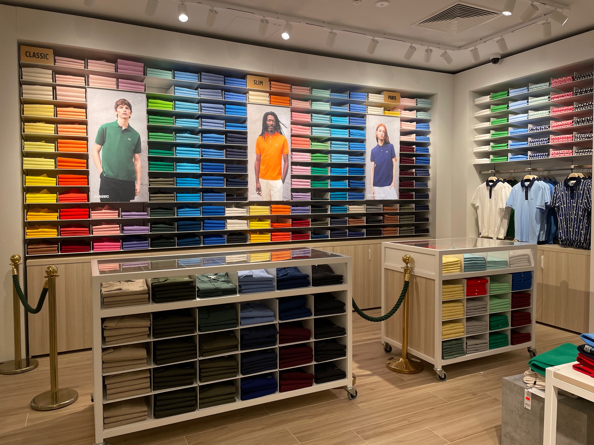 Bild 2 von Lacoste Outlet Parndorf