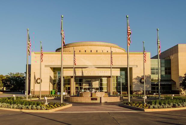 Images Holiday Inn & Suites College Station-Aggieland by IHG