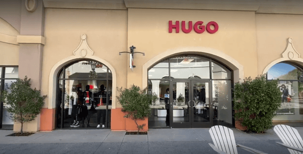 Images HUGO Outlet - San Ysidro