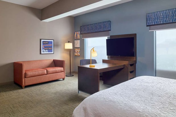 Images Hampton Inn & Suites Providence/Smithfield