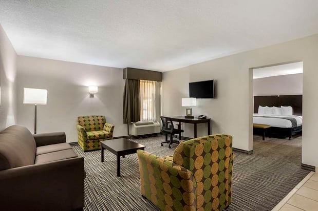Images Best Western Plus Jonesboro Inn & Suites