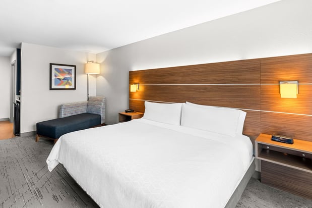 Images Holiday Inn Express & Suites Austin SW - Sunset Valley by IHG