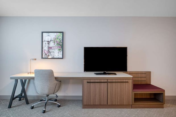 Images Hilton Garden Inn Boston Logan Airport