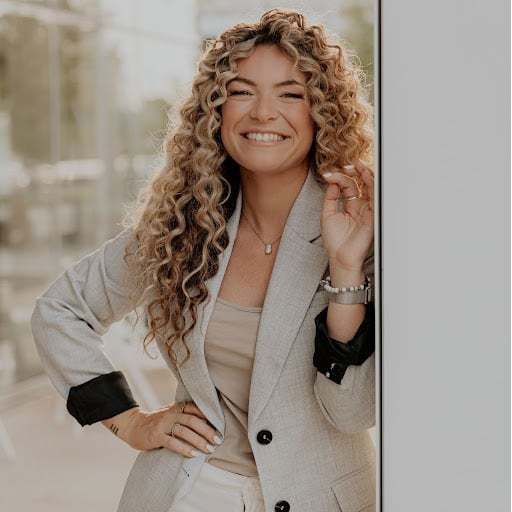 Déryca Levesque, Courtier immobilier L'Épiphanie - eXp Agence immobilière Logo