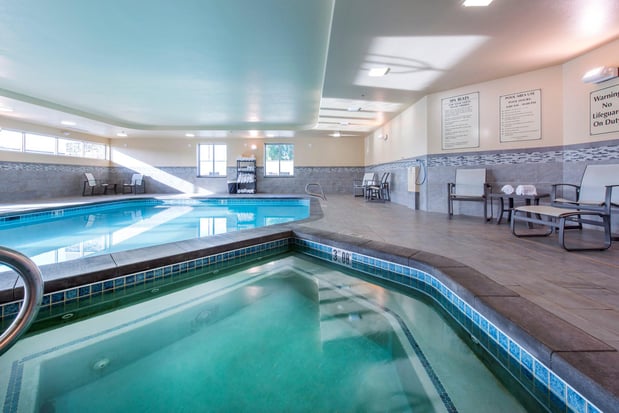 Images Holiday Inn Express & Suites Colorado Springs Central by IHG