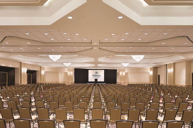 Images Hilton East Brunswick Hotel & Executive Meeting Center