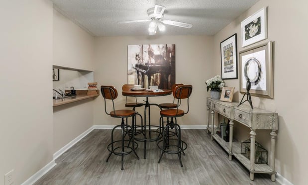 Images The Residences at Stonebrook Apartment Homes