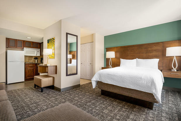 Images Staybridge Suites Oklahoma City-Quail Springs by IHG