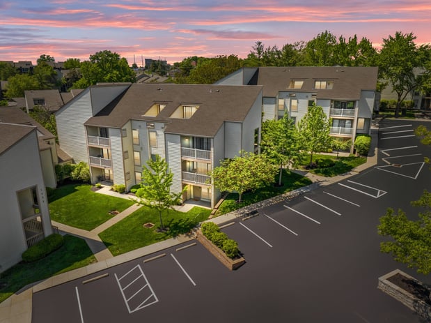 Images Pebble Point Apartments