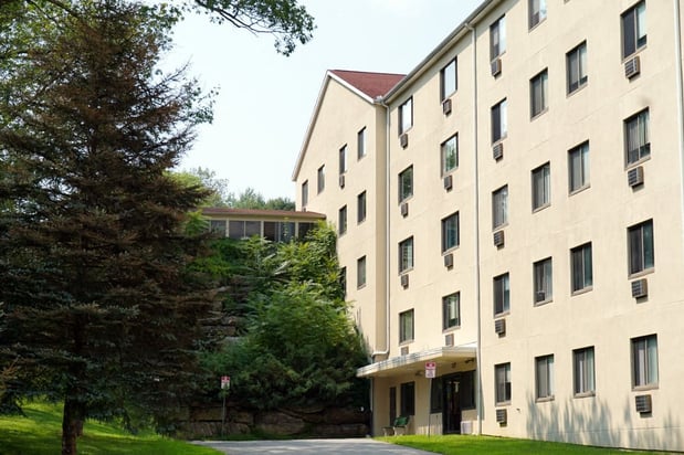 Images Emanuel Village Apartments