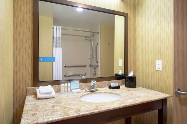 Images Hampton Inn & Suites Denver/South-RidgeGate