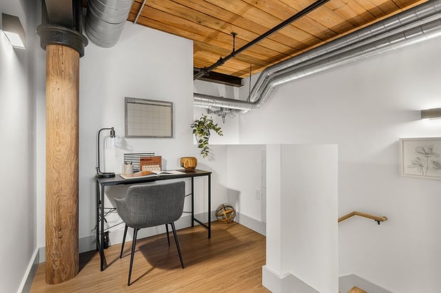 Images Riverwalk Lofts