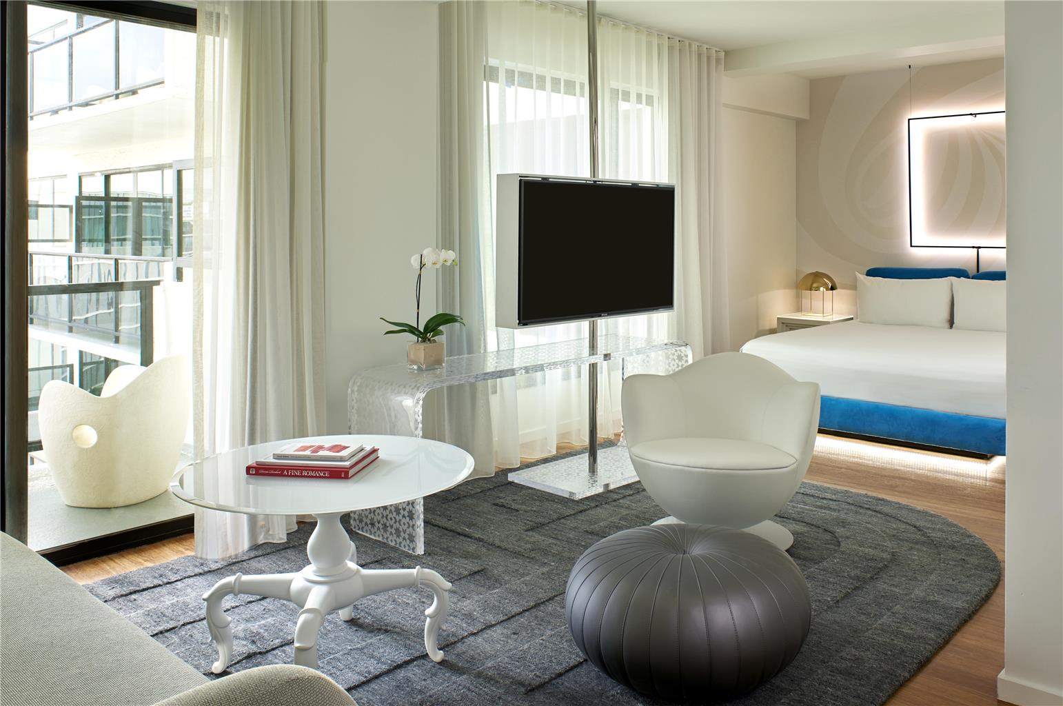 Guest room