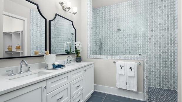 Images Regency at Auburn Station