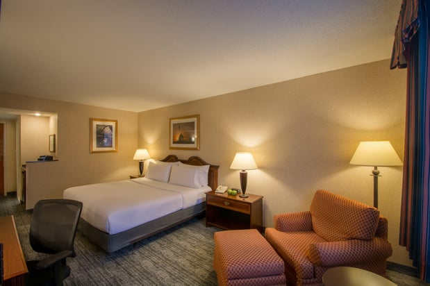 Images Holiday Inn Arlington at Ballston by IHG